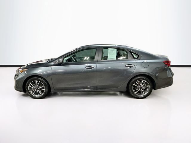 Used 2023 Kia Forte LXS w/ LXS Technology Package image 4