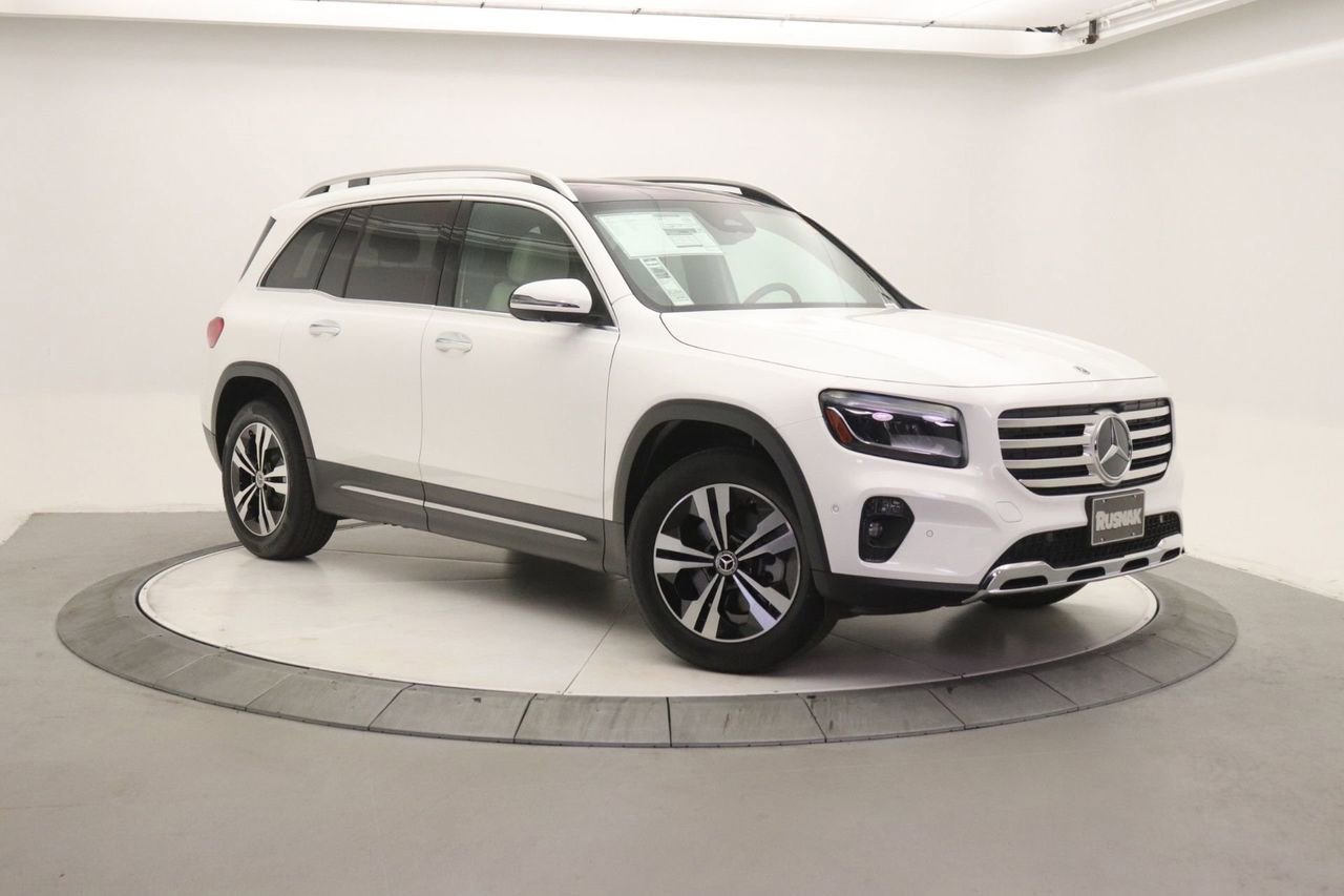 New 2026 Mercedes-Benz GLB 250 4MATIC image 1