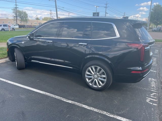 Certified 2023 Cadillac XT6 Premium Luxury w/ Technology Package AWD/4WD image 3