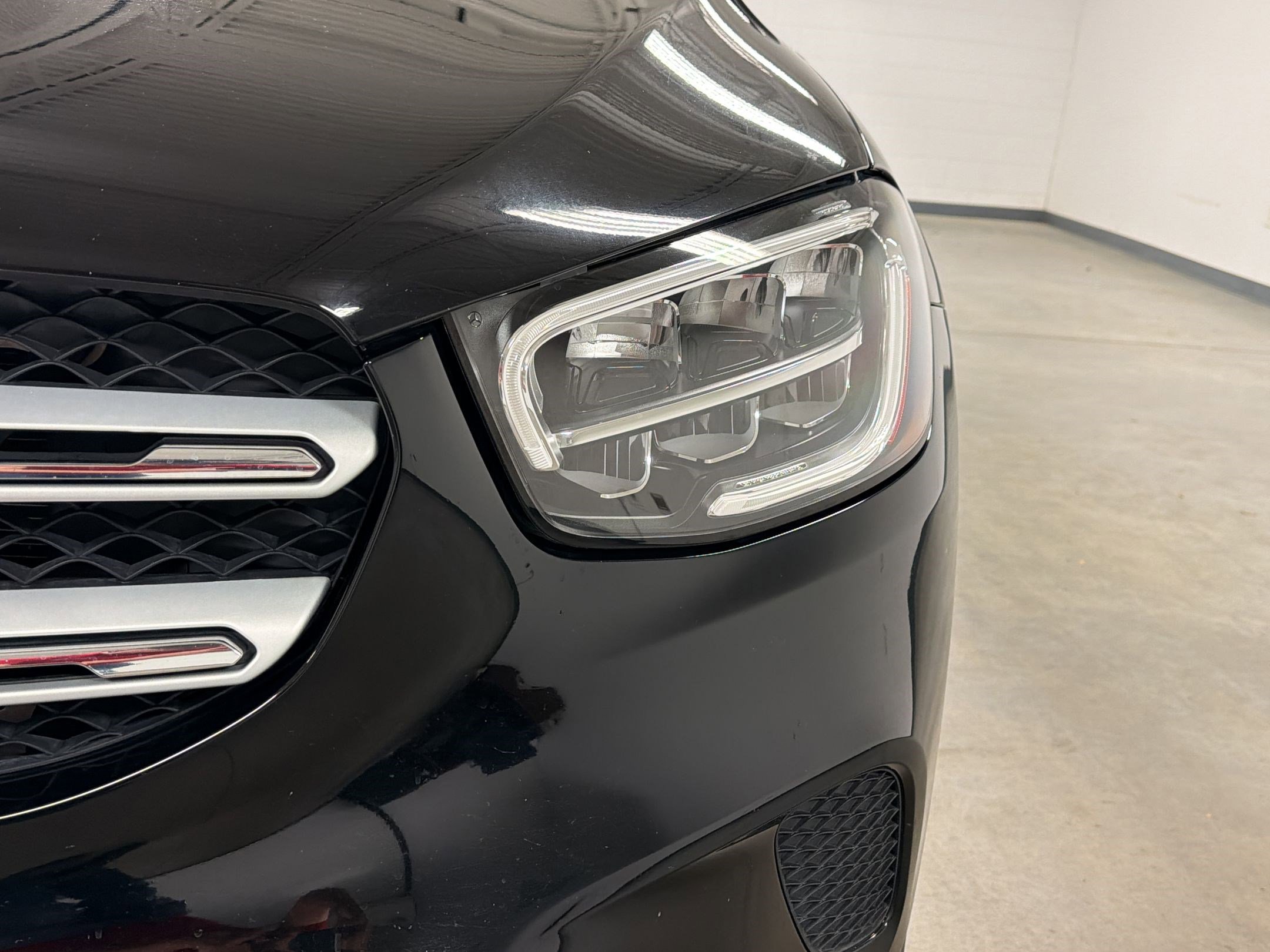 Used 2020 Mercedes-Benz GLC 300 image 10