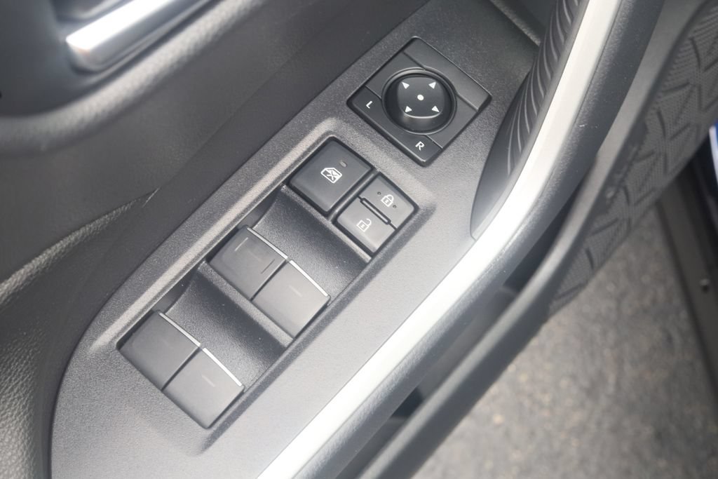Used 2024 Toyota RAV4 SE AWD/4WD image 26