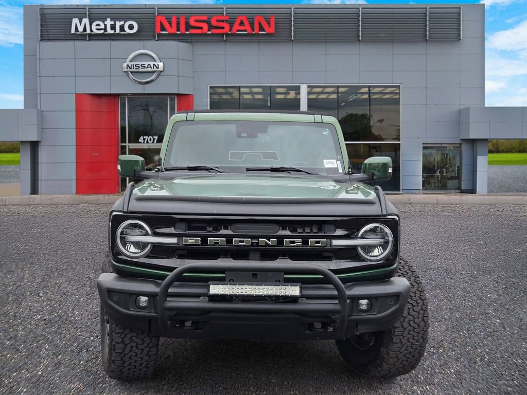 Used 2022 Ford Bronco Outer Banks w/ Sasquatch Package image 2