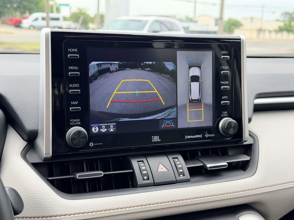 Used 2019 Toyota RAV4 Limited w/ Advanced Technology Package AWD/4WD image 4