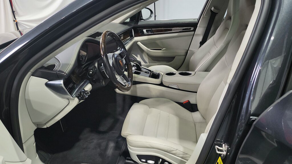 Used 2017 Porsche Panamera Turbo AWD/4WD image 23