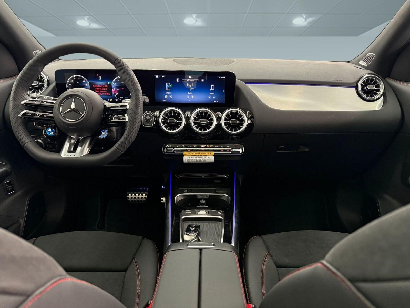 New 2026 Mercedes-Benz GLA 35 AMG 4MATIC image 14