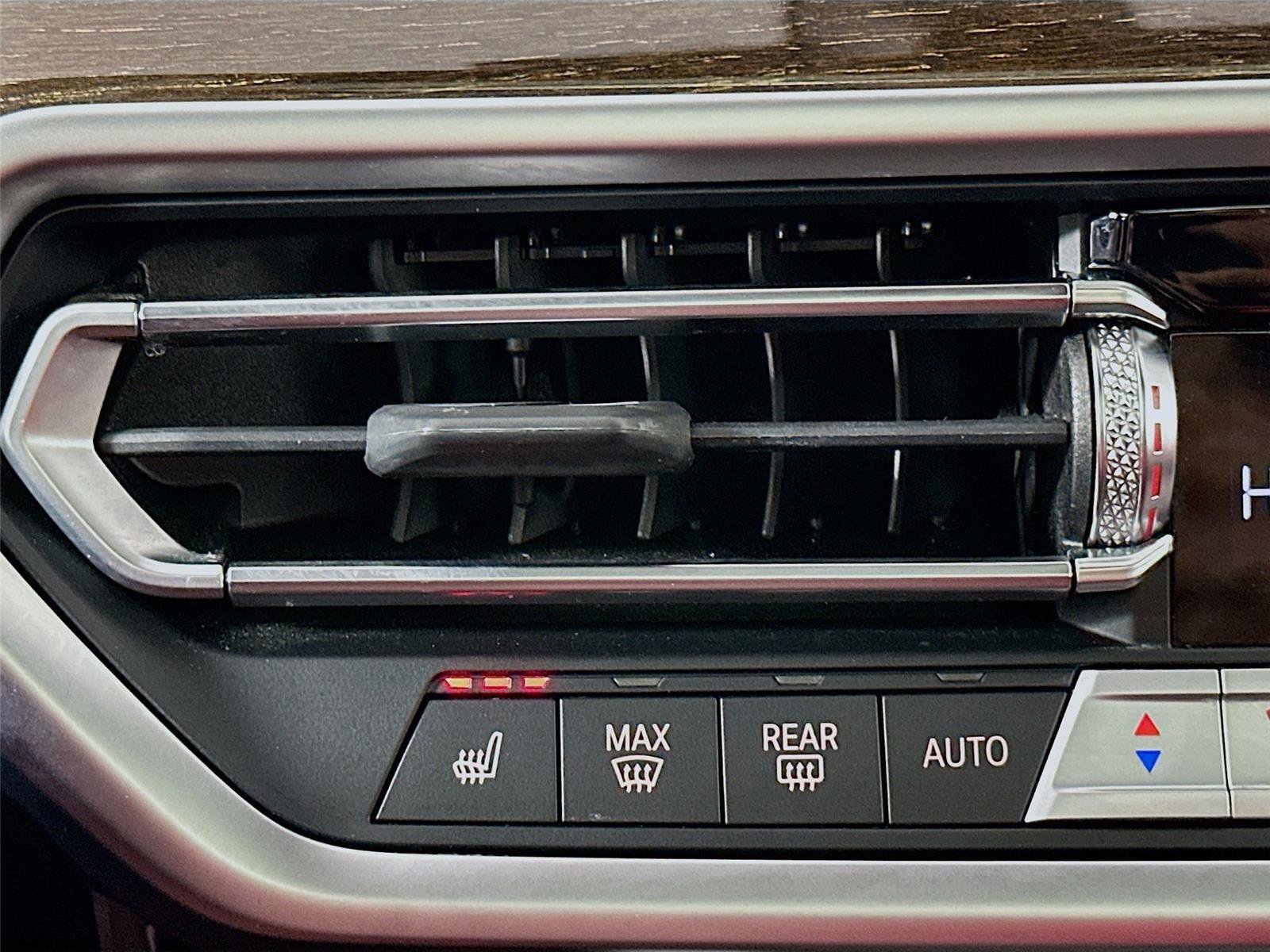 Used 2023 BMW X3 xDrive30i w/ Convenience Package image 20