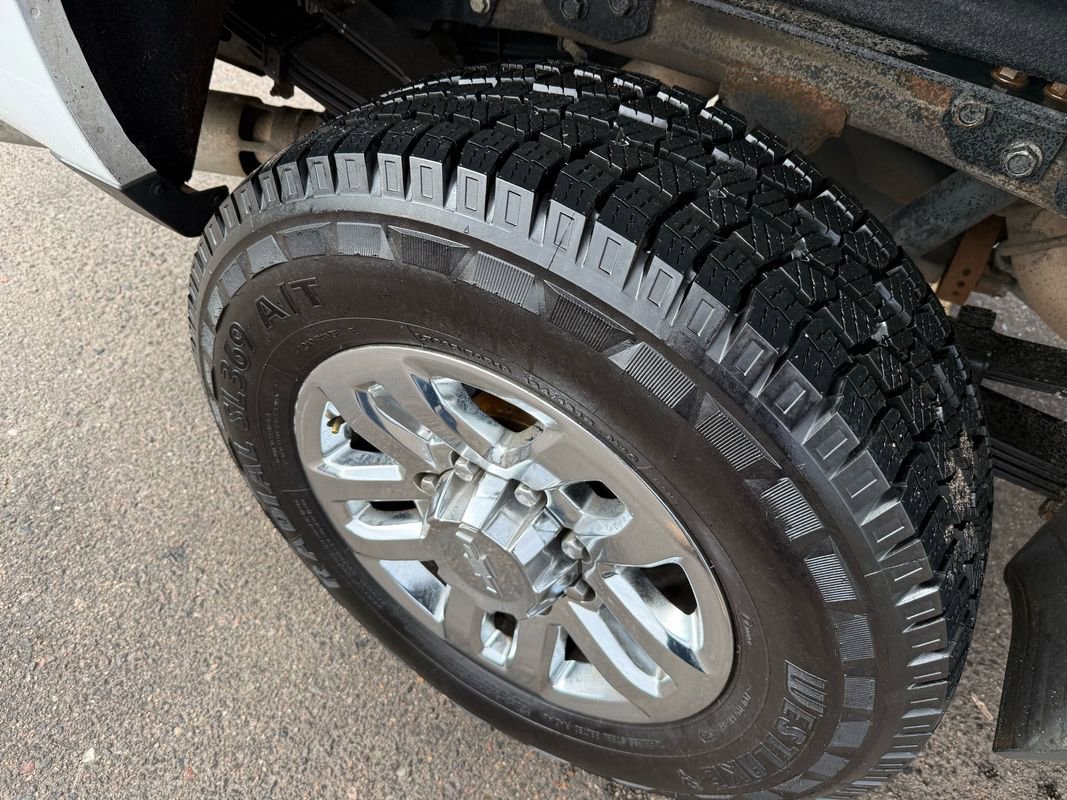 Used 2019 Chevrolet Silverado 3500 High Country w/ Duramax Plus Package image 10