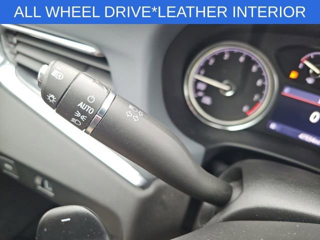 Used 2023 Buick Enclave Essence image 36