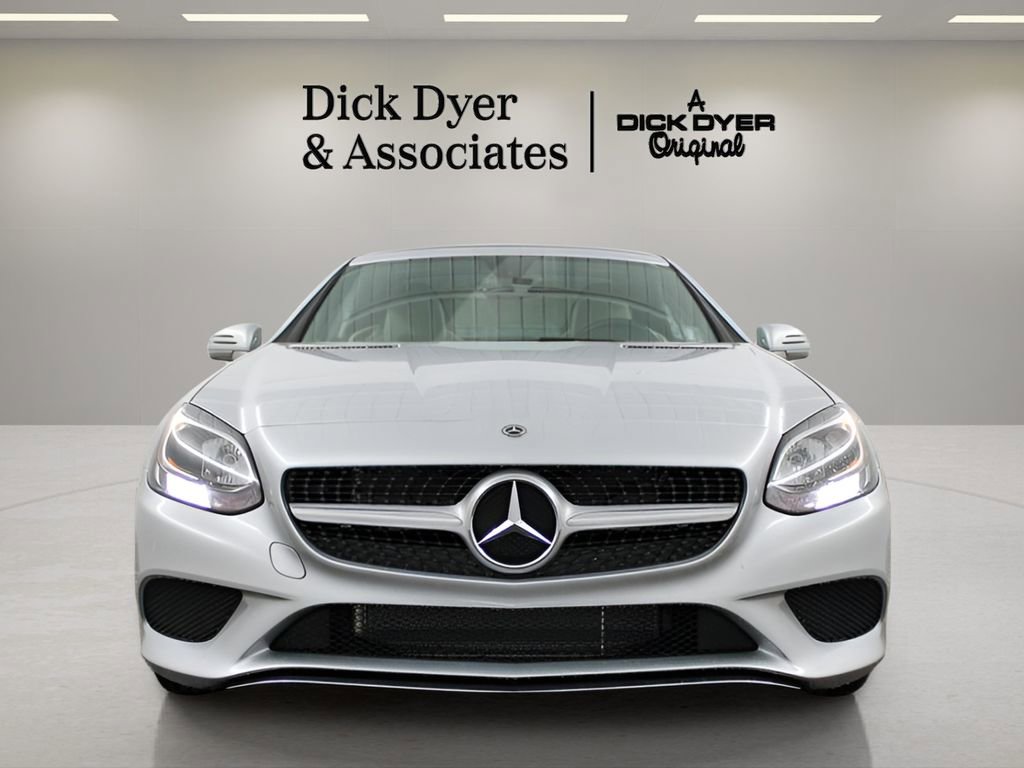 Used 2019 Mercedes-Benz SLC 300 image 8
