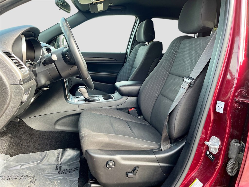 Used 2021 Jeep Grand Cherokee Laredo image 19