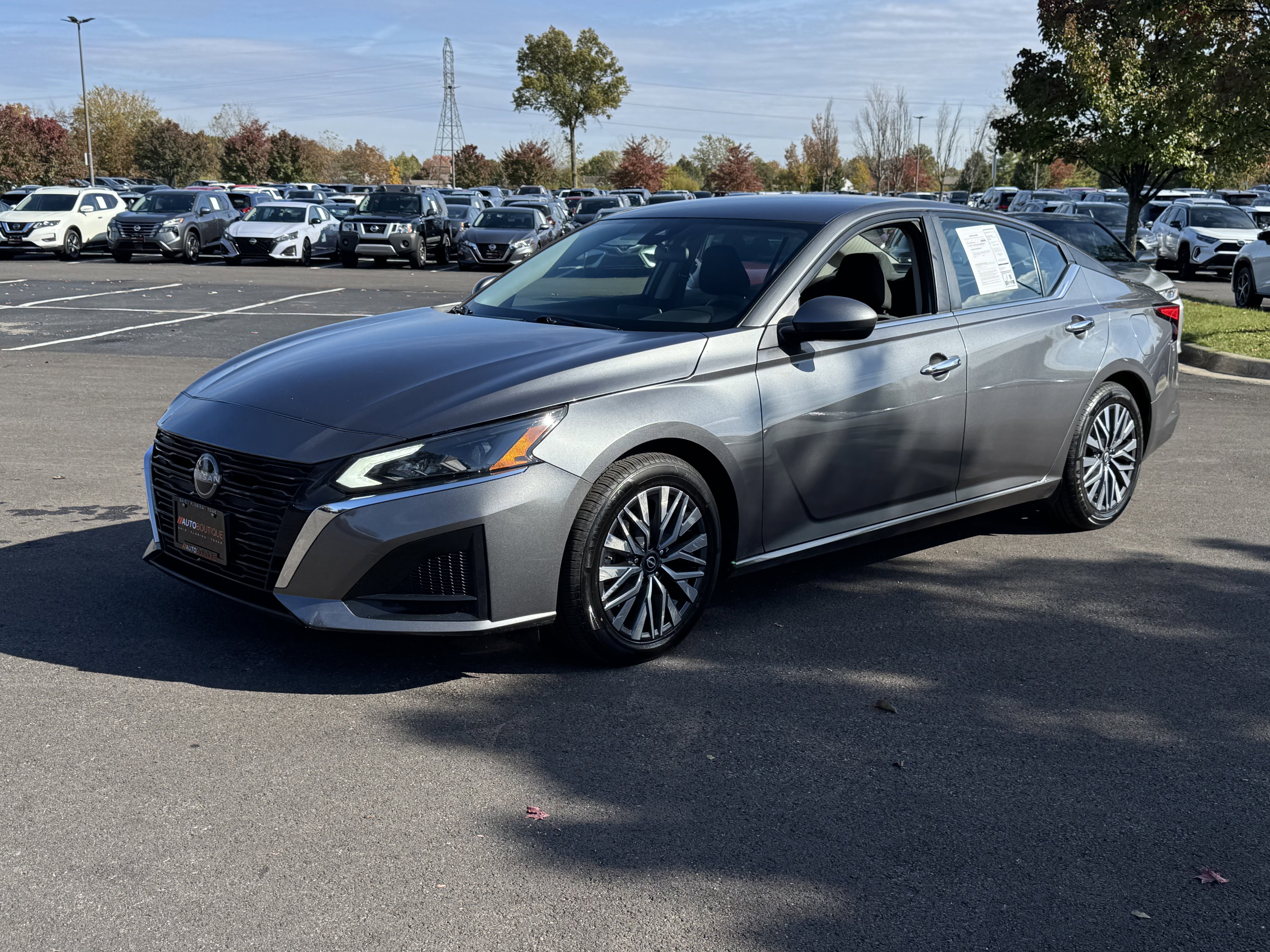 Used 2023 Nissan Altima 2.5 SV image 5