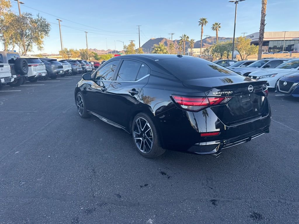 Used 2025 Nissan Sentra SR w/ SR Premium Package image 12