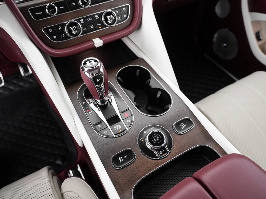 New 2027 Bentley Bentayga AWD/4WD image 24