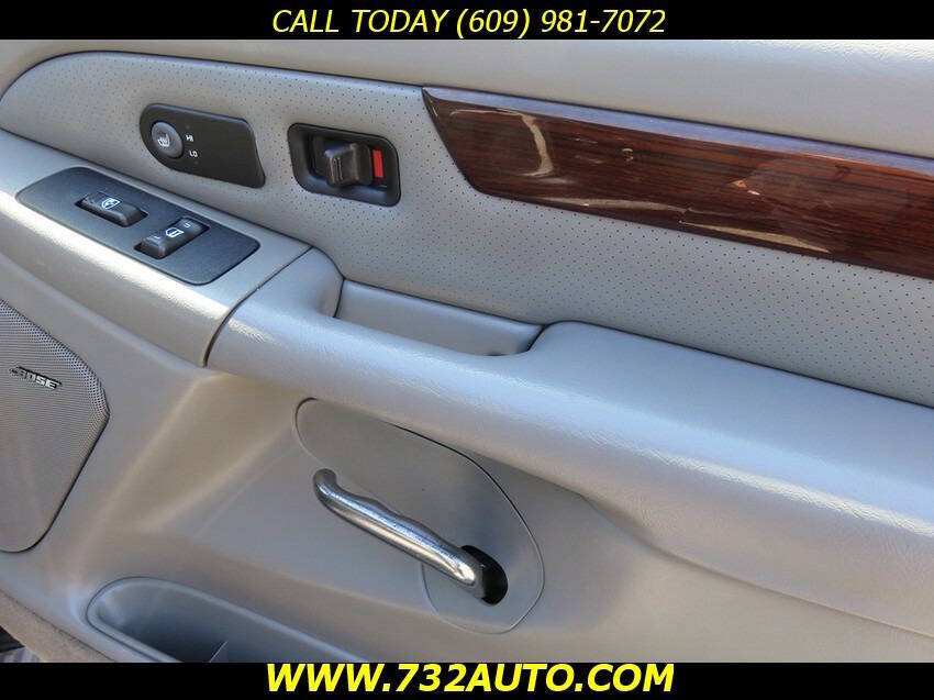 Used 2002 Cadillac Escalade EXT AWD/4WD image 25