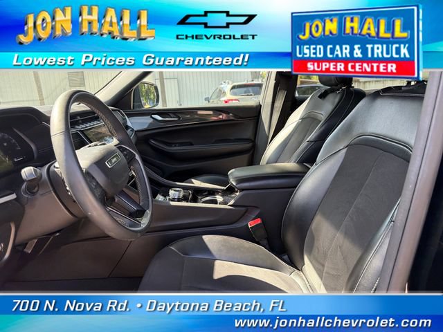 Used 2023 Jeep Grand Cherokee L Laredo AWD/4WD image 16