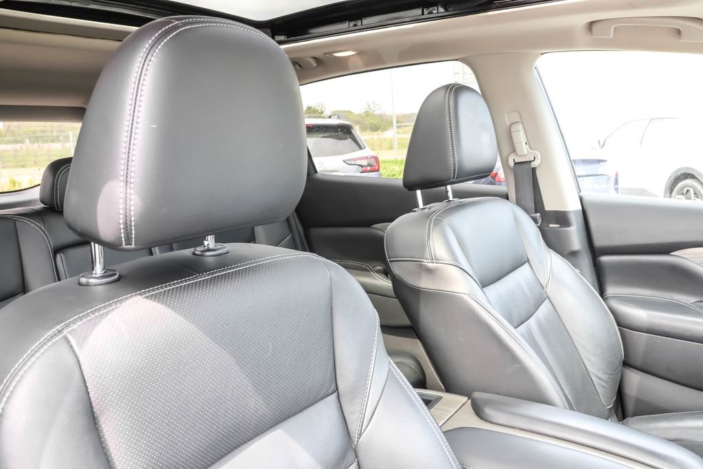 Used 2016 Nissan Murano Platinum w/ Platinum Technology Package AWD/4WD image 41