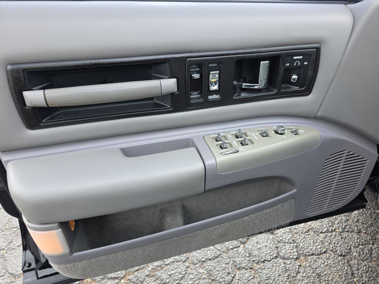 Used 1995 Chevrolet Impala SS image 5