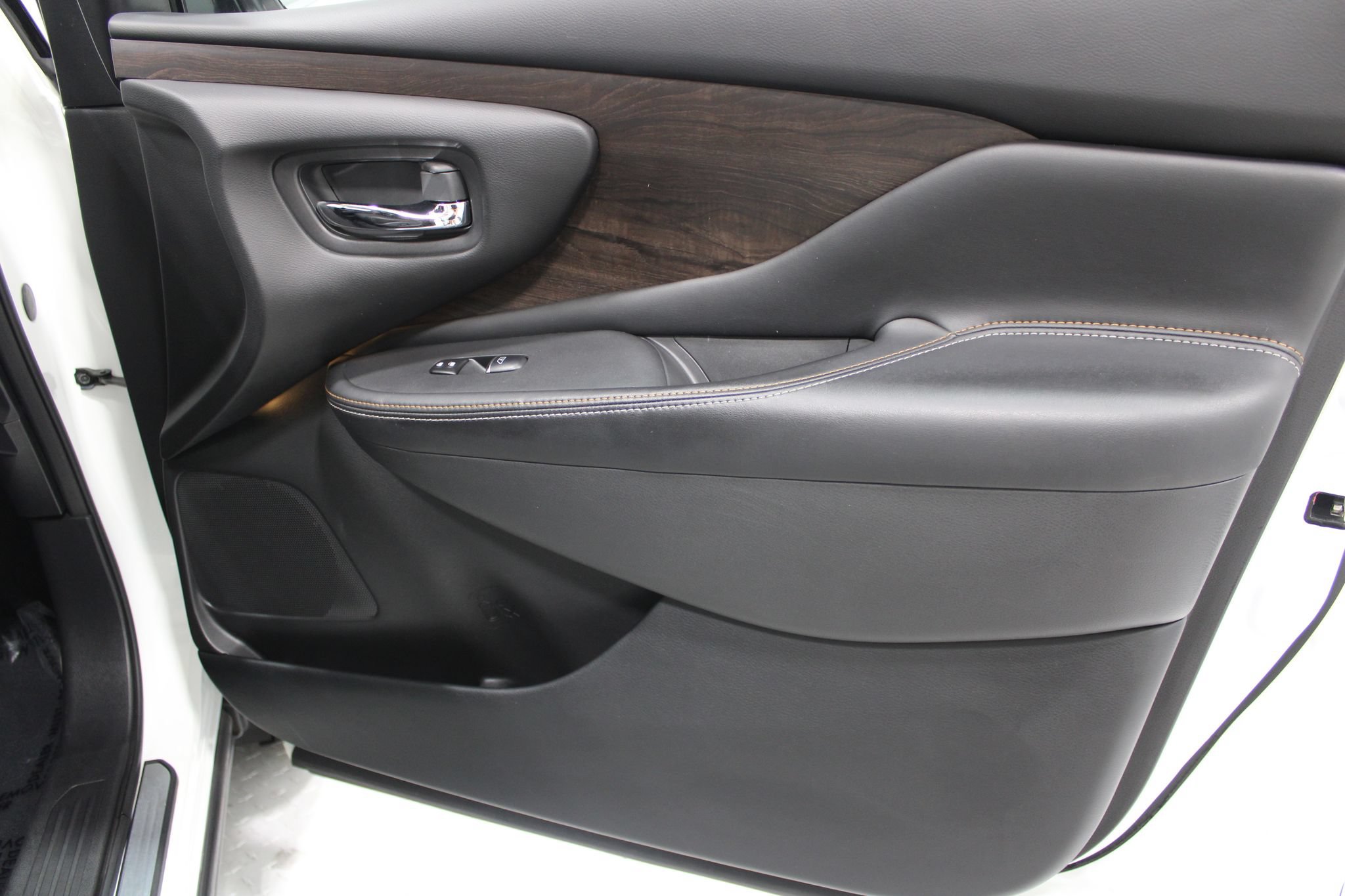 Used 2023 Nissan Murano Platinum AWD/4WD image 25