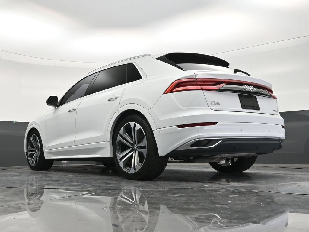 Used 2019 Audi Q8 Premium Plus w/ Premium Plus AWD/4WD image 22