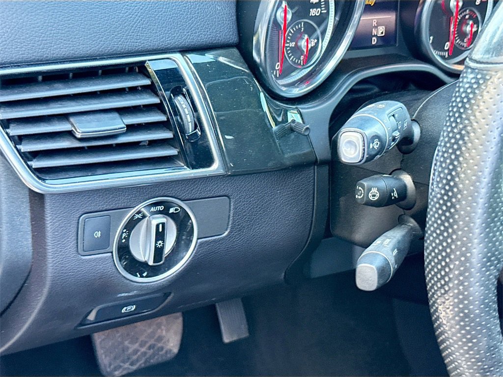 Used 2018 Mercedes-Benz GLS 450 4MATIC w/ Premium Package image 11