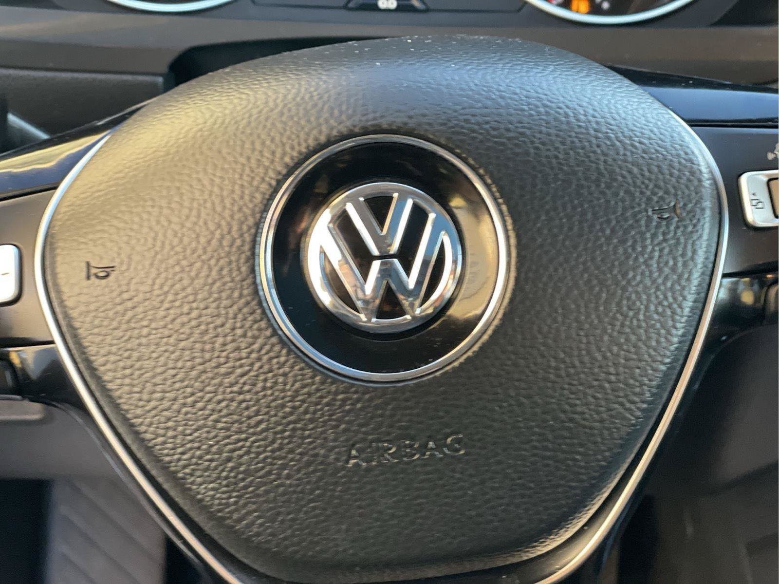 Used 2021 Volkswagen Tiguan SE w/ Panoramic Sunroof Package AWD/4WD image 30