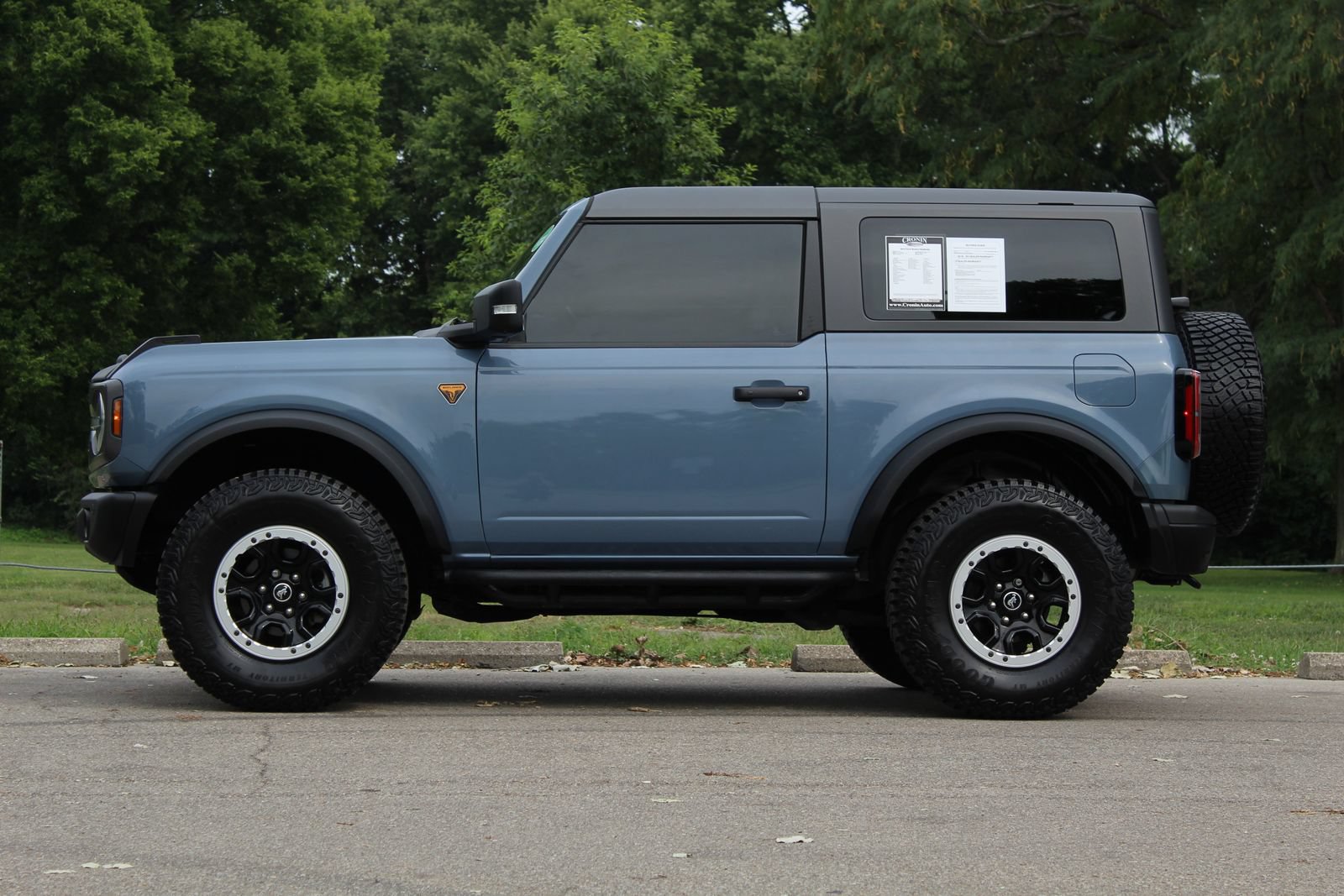 Used 2023 Ford Bronco Badlands AWD/4WD image 5
