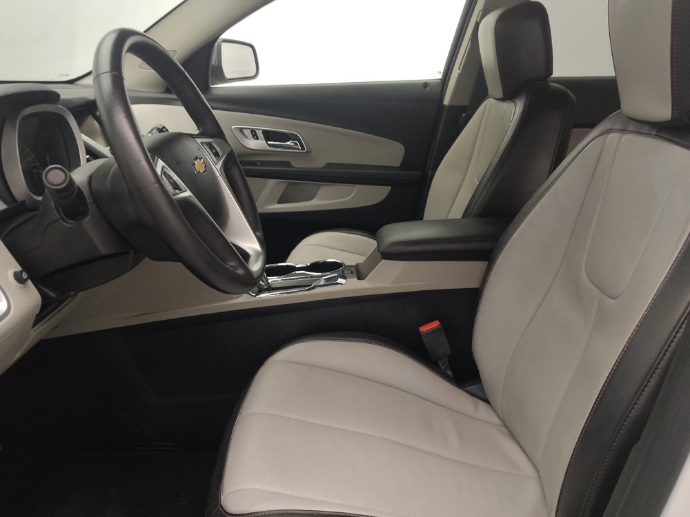 Used 2016 Chevrolet Equinox LTZ w/ Enhanced Convenience Package FWD image 17
