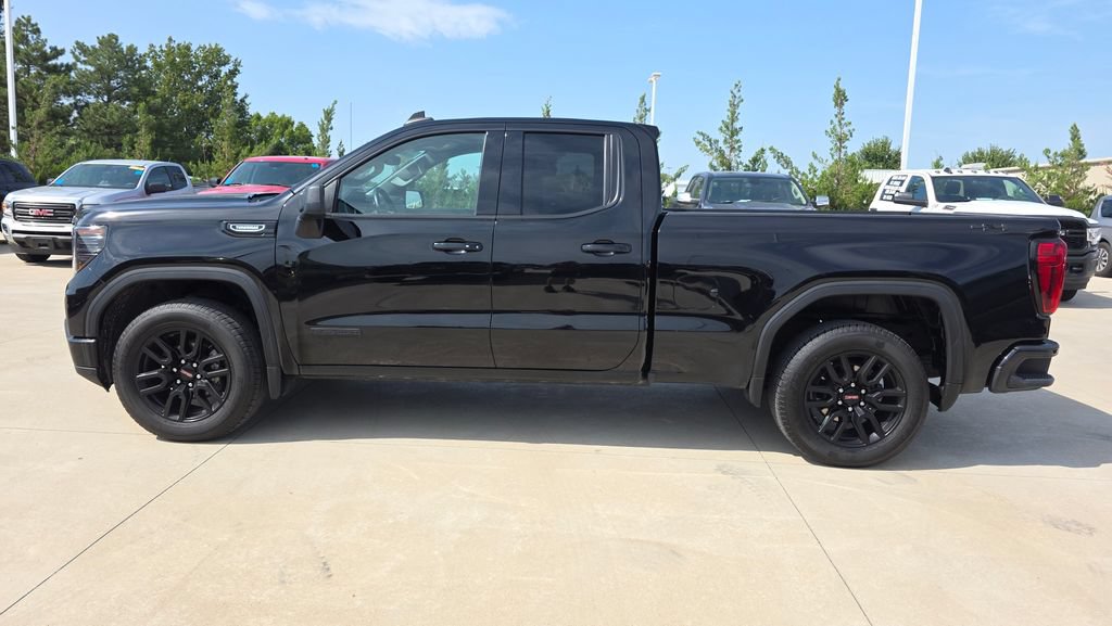 Used 2024 GMC Sierra 1500 Elevation AWD/4WD image 2