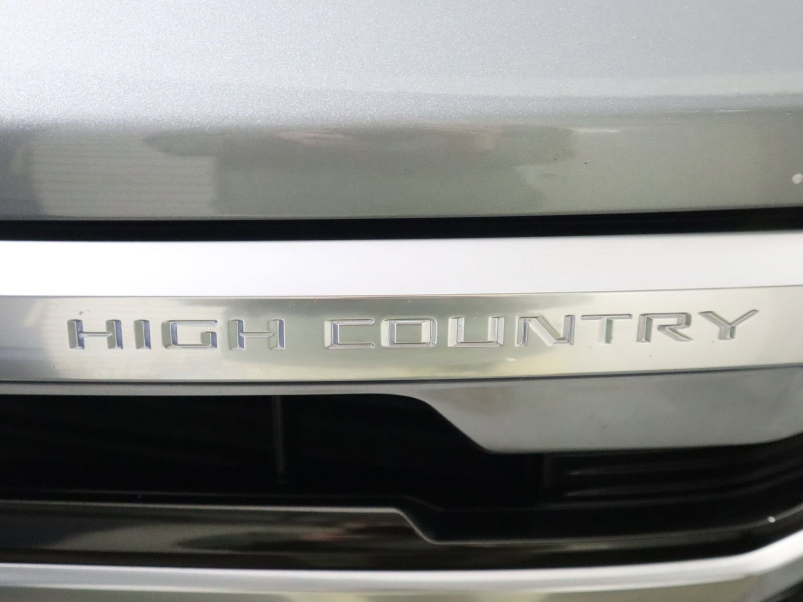 Used 2023 Chevrolet Silverado 1500 High Country w/ High Country Premium Package image 17