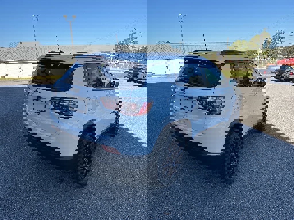 New 2026 Jeep Compass Latitude image 7