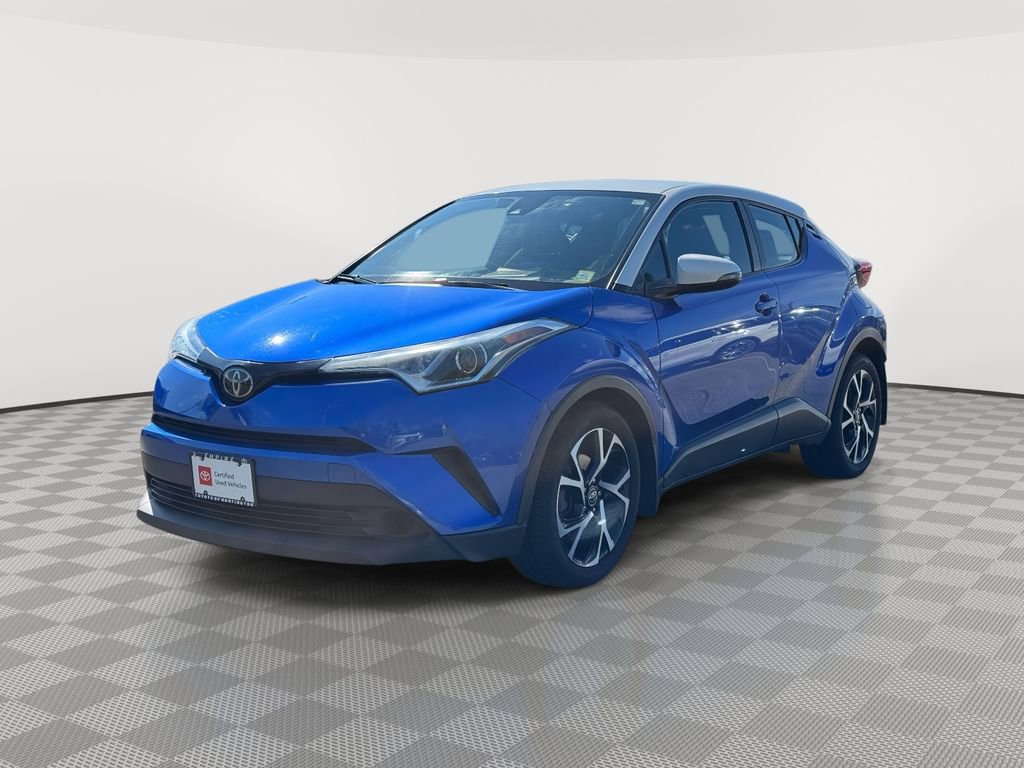 Used 2018 Toyota C-HR XLE image 3