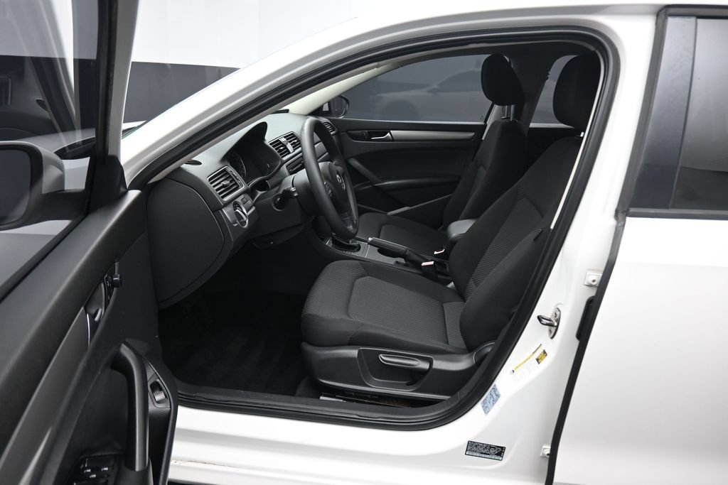 Used 2012 Volkswagen Passat 2.5 S FWD image 12