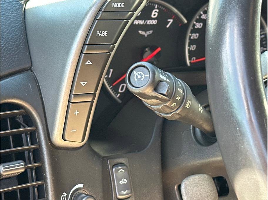 Used 2006 Chevrolet Corvette Convertible w/ Preferred Equipment Group image 19