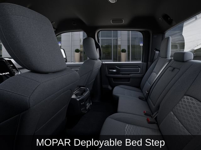 New 2026 RAM 2500 Big Horn AWD/4WD image 34