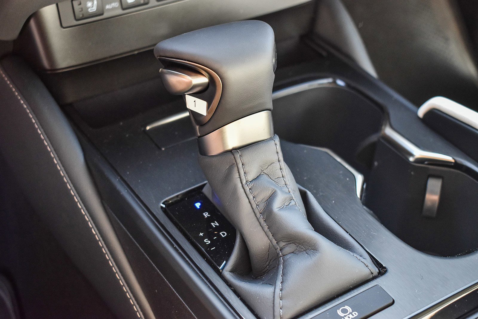 New 2025 Lexus ES 350 w/ Premium Package image 19