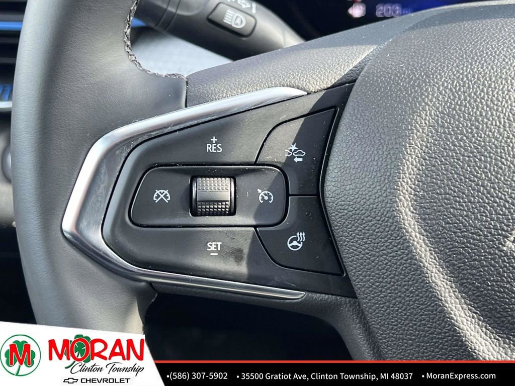 Certified 2025 Chevrolet Trax LT w/ Driver Confidence Package image 24