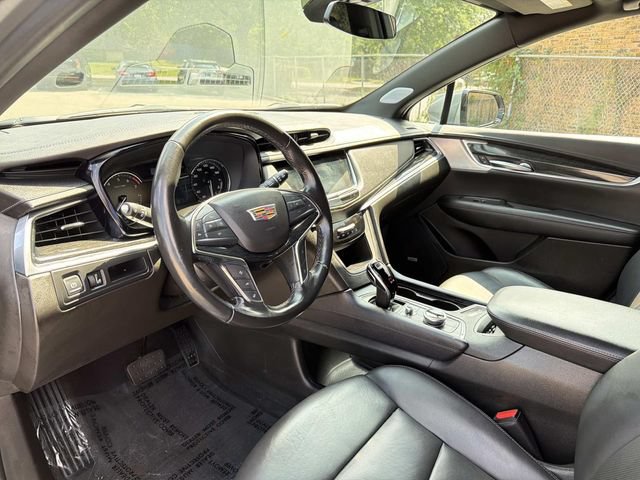 Used 2022 Cadillac XT5 Premium Luxury w/ LPO, Floor Liner Package AWD/4WD image 20