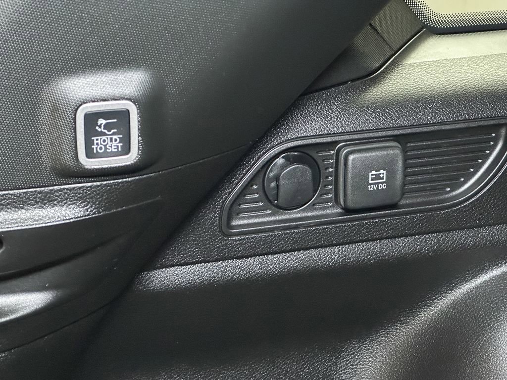 New 2025 Jeep Grand Cherokee Limited w/ Black Appearance Package image 14