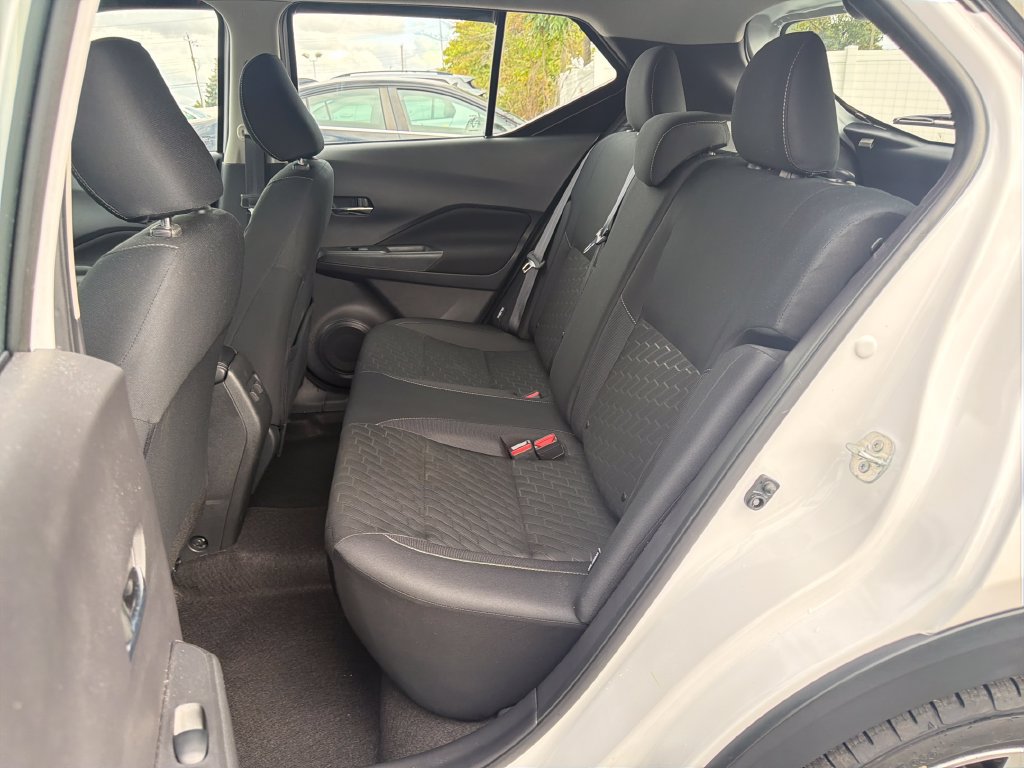 Certified 2024 Nissan Kicks SV FWD image 24