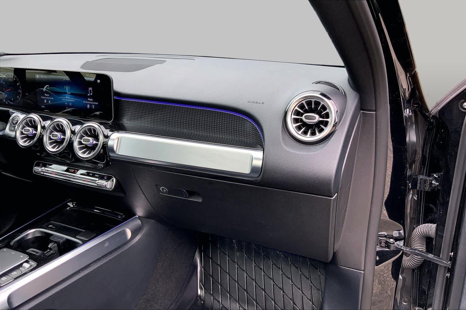 Certified 2021 Mercedes-Benz GLB 250 4MATIC image 19