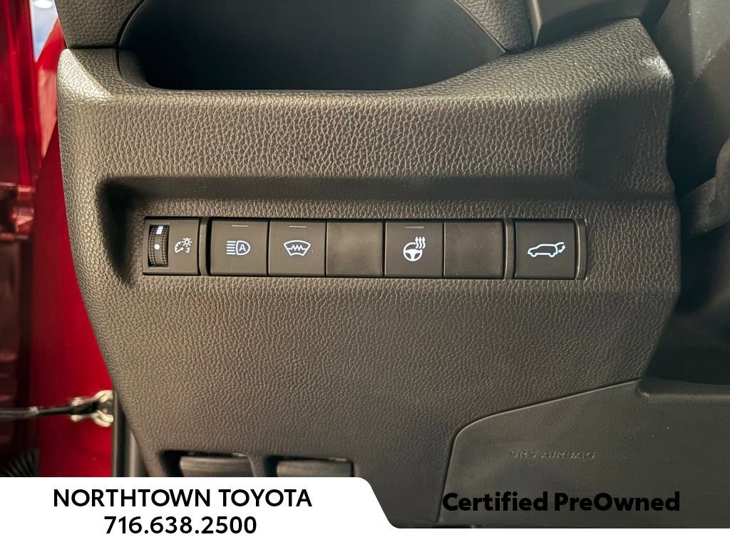 Used 2025 Toyota RAV4 XLE w/ Convenience Package image 17