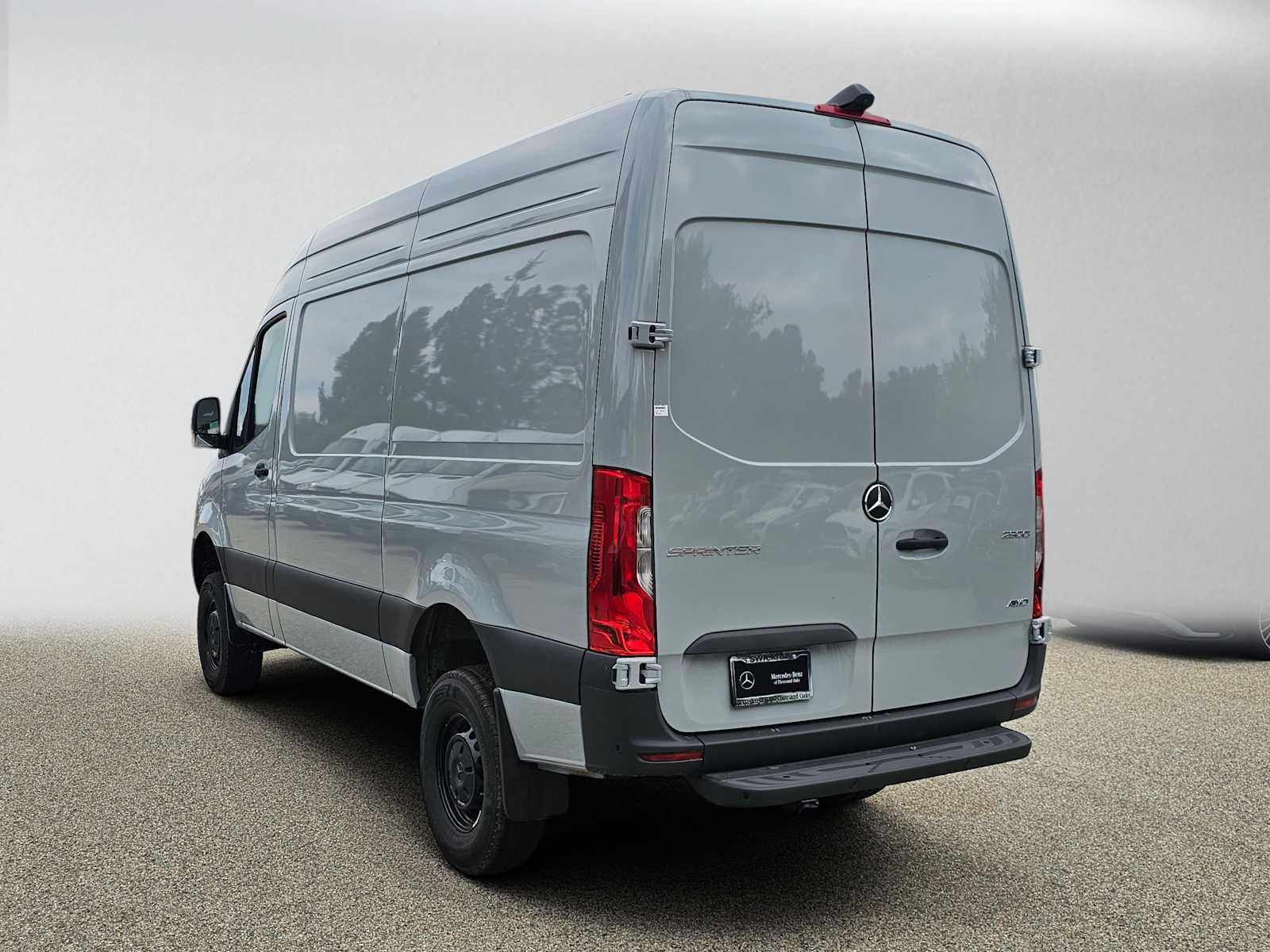 New 2025 Mercedes-Benz Sprinter 2500 image 5
