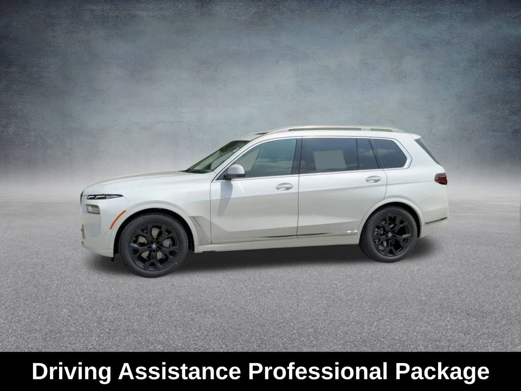 Used 2025 BMW X7 xDrive40i image 12