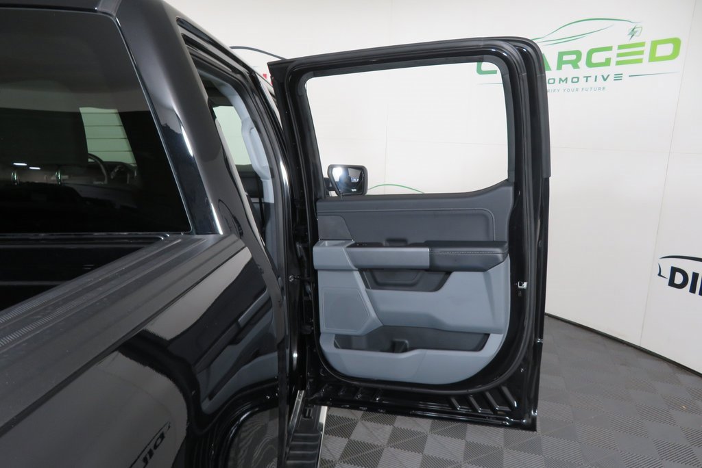 Used 2024 Ford F150 XLT w/ Mobile Office Package image 17