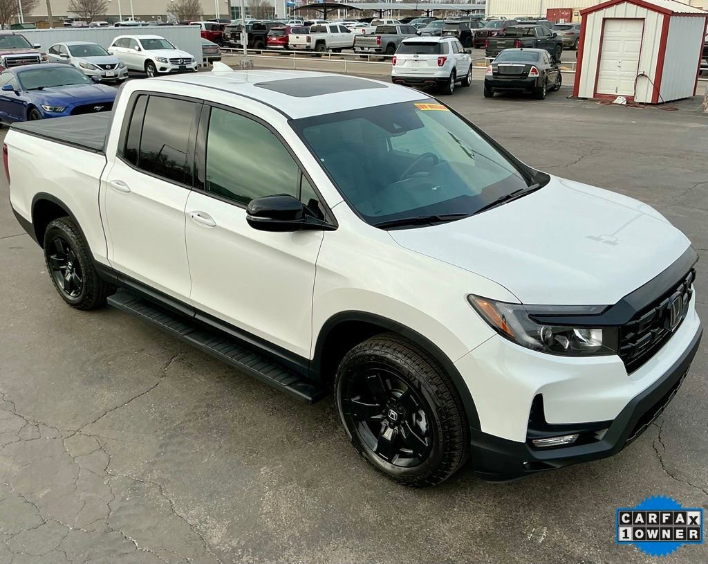 Used 2025 Honda Ridgeline Black Edition image 4
