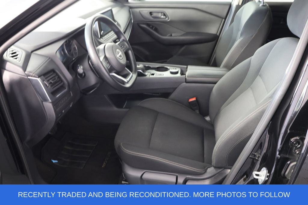 Used 2024 Nissan Rogue S AWD/4WD image 18