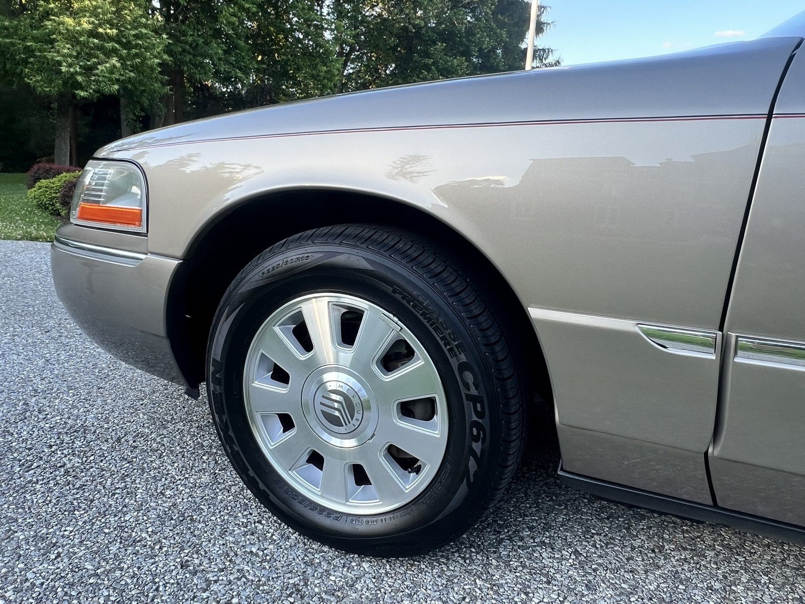 Used 2003 Mercury Grand Marquis LS RWD image 98
