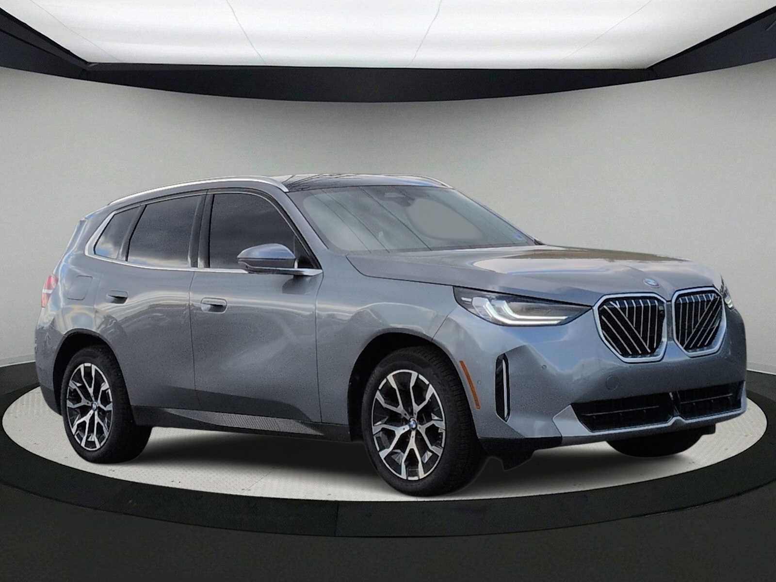 Used 2026 BMW X3 xDrive30i AWD/4WD image 2