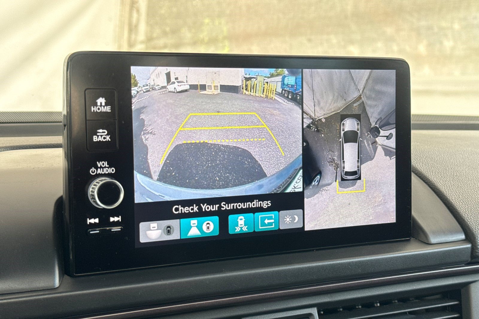 Certified 2025 Honda Pilot TrailSport image 20