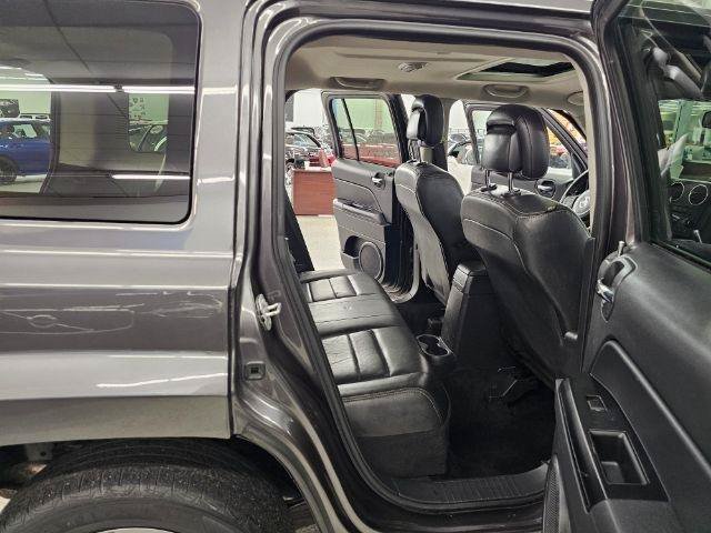 Used 2015 Jeep Patriot High Altitude AWD/4WD image 11